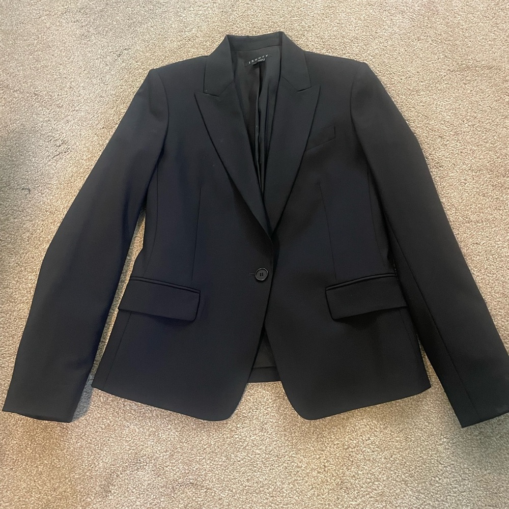 Theory suit jacket size 10